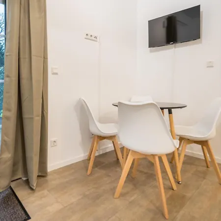 Boardinghaus Gruenefeld W5 I By Wooon I P I Kueche I Smart Tv *